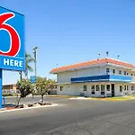 Motel 6-Fresno, Ca - Blackstone South