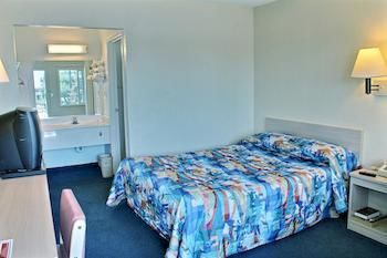 Hotel 6-fresno, Ca - Blackstone South 2*