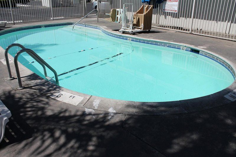 6-fresno, Ca - Blackstone South 2* Fresno