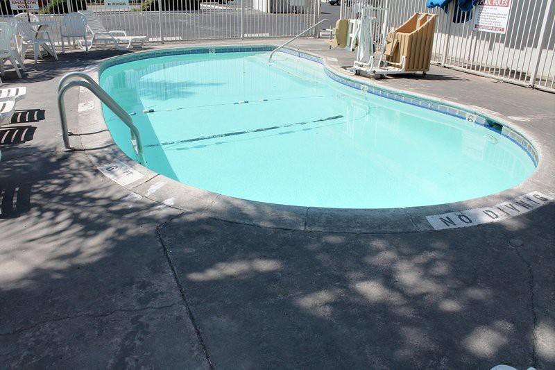 6-fresno, Ca - Blackstone South Hotel