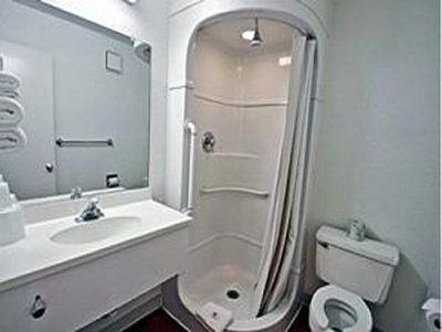 Hotel 6-fresno, Ca - Blackstone South Fresno