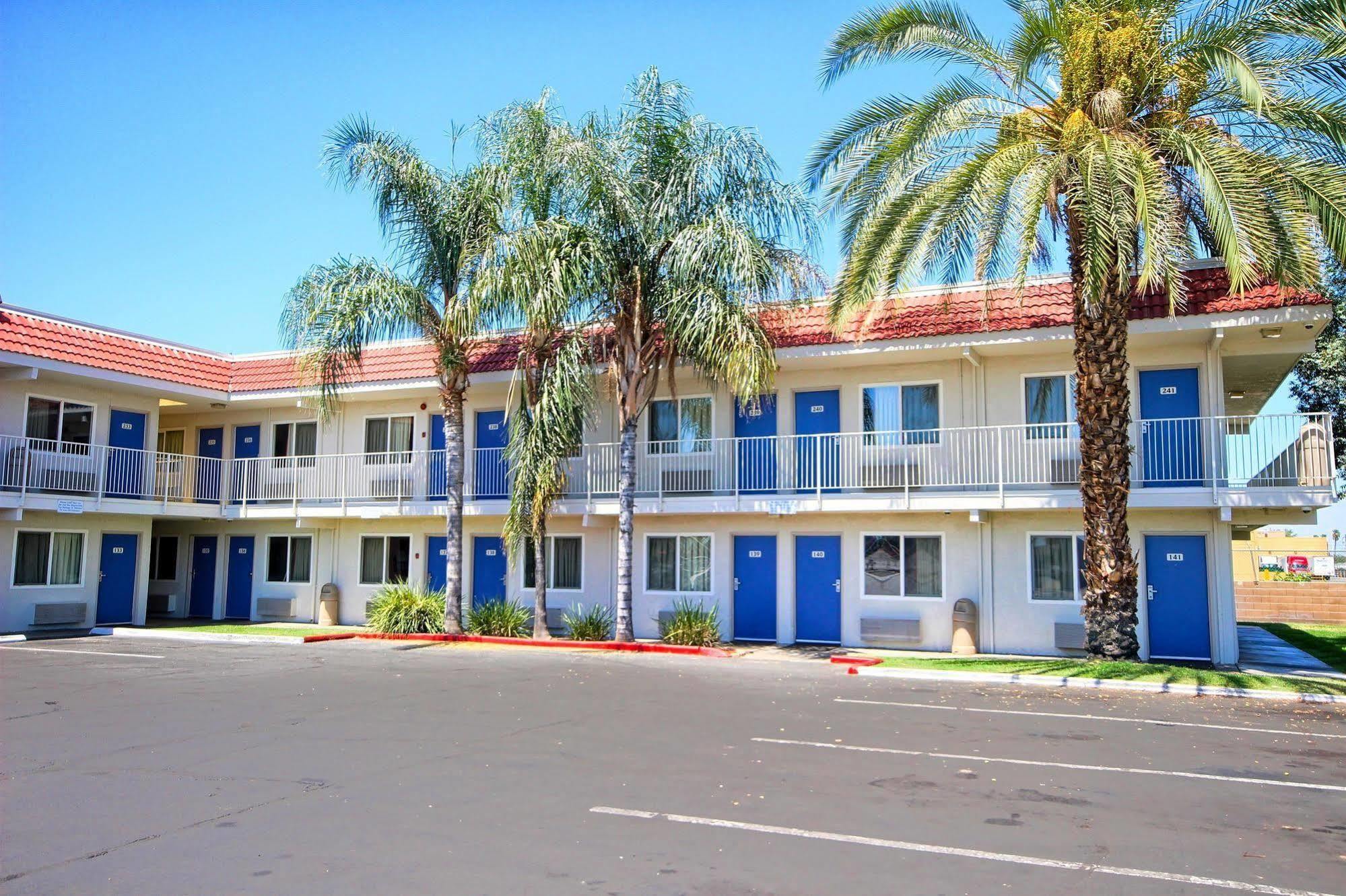 6-fresno, Ca - Blackstone South 2* Fresno