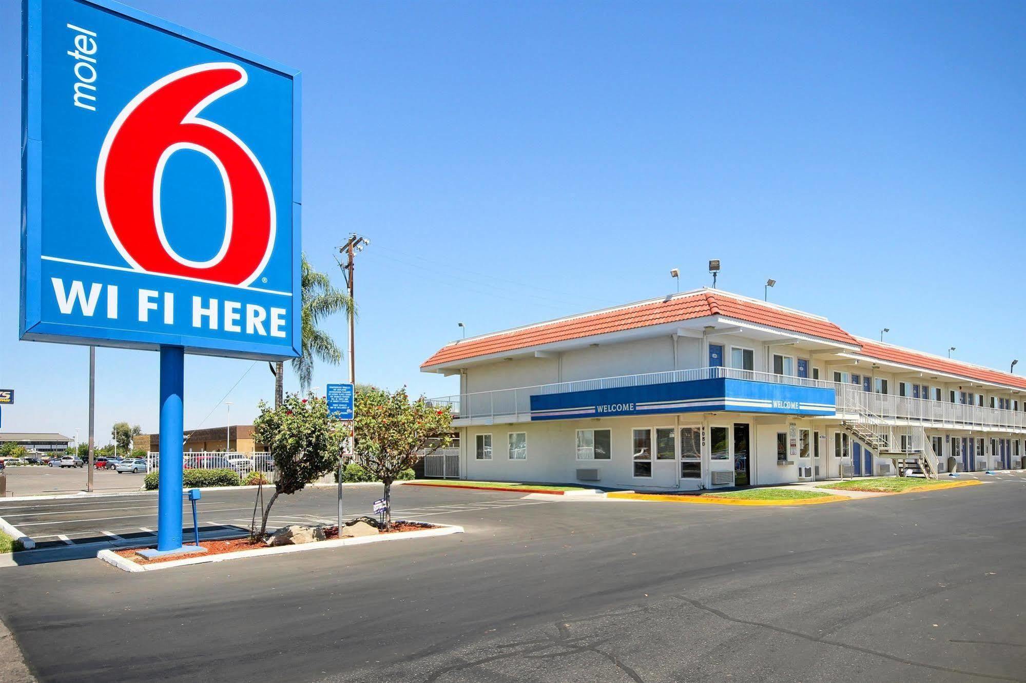 6-fresno, Ca - Blackstone South Hotel 2*
